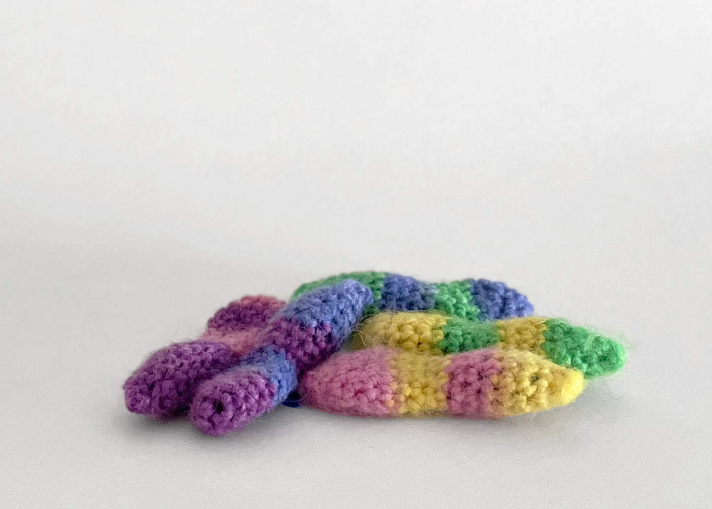 CROCHETED BEAN FIDGET - ASSORTED COLORS